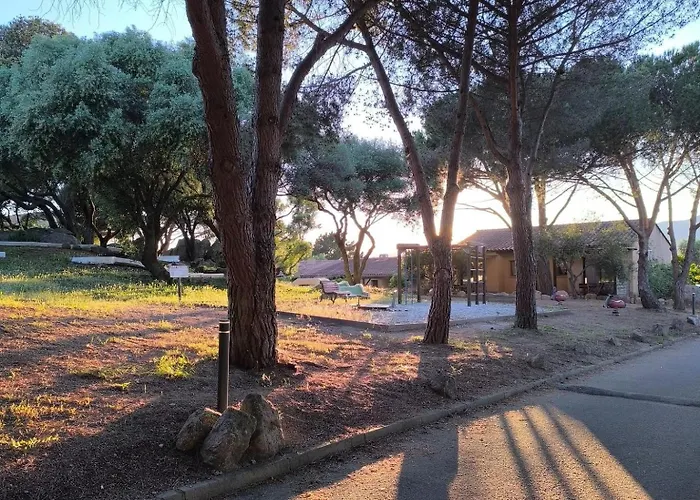 Mini-villa 4 Personnes - Solea 20 - Vue * Serra-di-Ferro (Corsica)